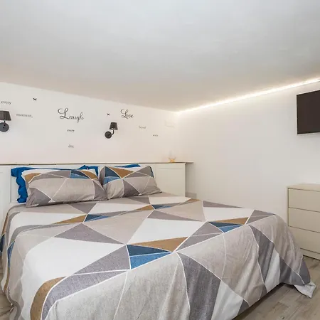 Apartment Causunara's Catania
